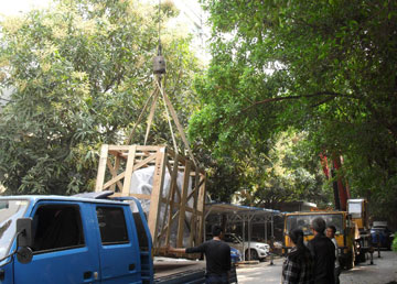 螺桿式中央空調(diào)主機(jī)安裝